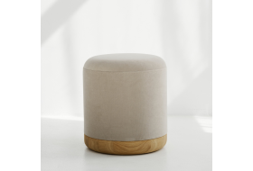 Beżowa Pufa Santorini z dębowym cokołem do toaletki lub sypialni