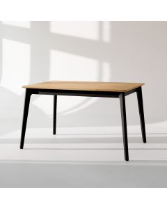 Dębowy Stół z czarnymi nogami rozkładany, Stół Narli